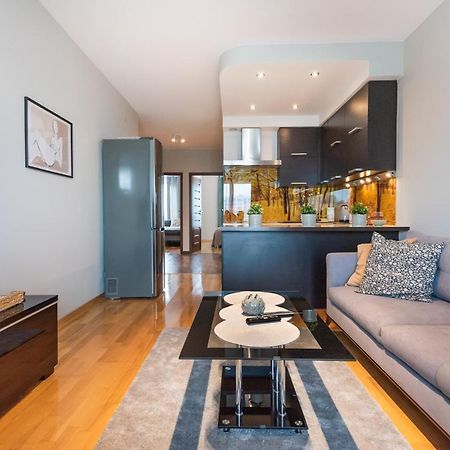 Wola Prime 2-Bedroom Apartment Varsavia Esterno foto