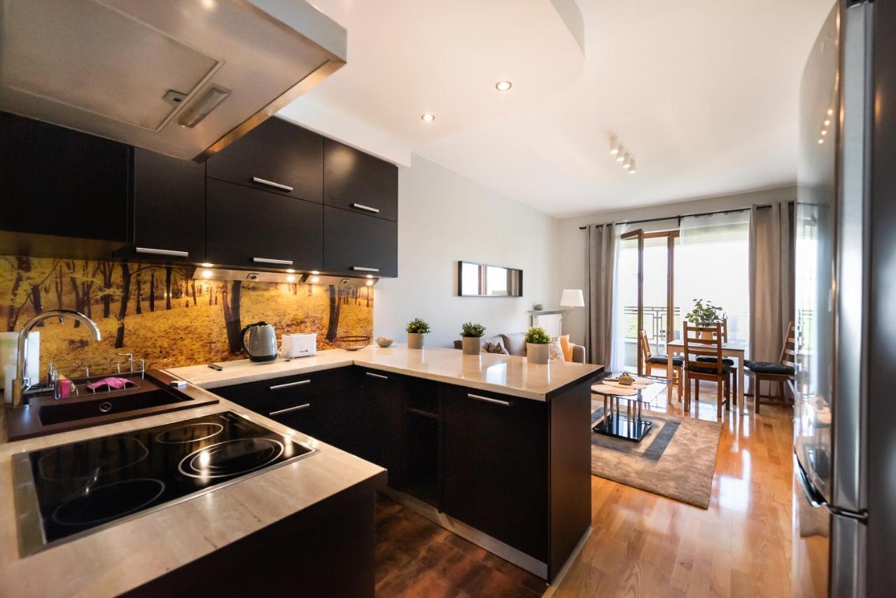 Wola Prime 2-Bedroom Apartment Varsavia Esterno foto
